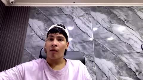 Snapshot of twink_bunny chatting on November 3, 3:41 am samu online show from November 3, 3:41 am