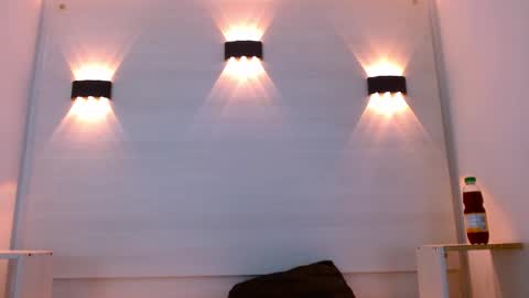 Snapshot of twink_bunny chatting on December 2, 12:32 pm samu online show from December 2, 12:32 pm