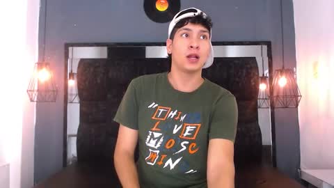 Snapshot of twink_bunny chatting on February 7, 5:55 am samu online show from February 7, 5:55 am