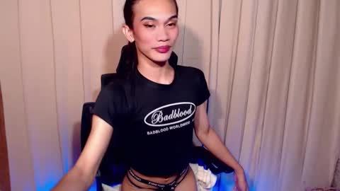 Snapshot of twink_clint chatting on February 18, 4:03 pm twink_clint online show from February 18, 4:03 pm