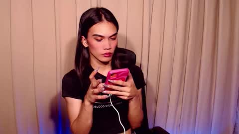 Snapshot of twink_clint chatting on March 5, 4:14 pm twink_clint online show from March 5, 4:14 pm