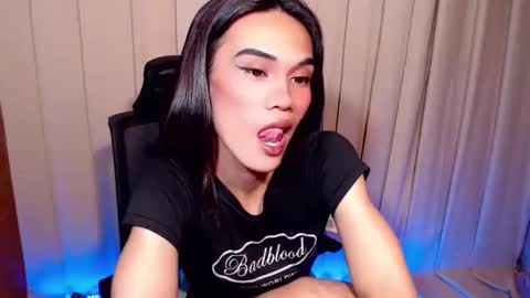 Snapshot of twink_clint chatting on March 18, 3:59 pm twink_clint online show from March 18, 3:59 pm