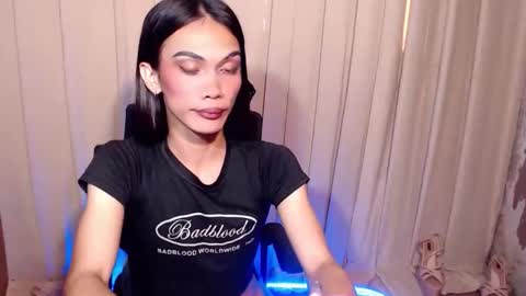Snapshot of twink_clint chatting on April 13, 11:54 pm twink_clint online show from April 13, 11:54 pm