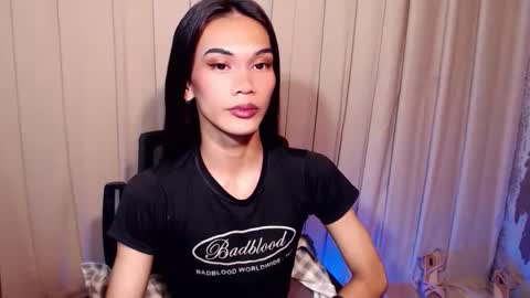 Snapshot of twink_clint chatting on April 15, 11:17 am twink_clint online show from April 15, 11:17 am