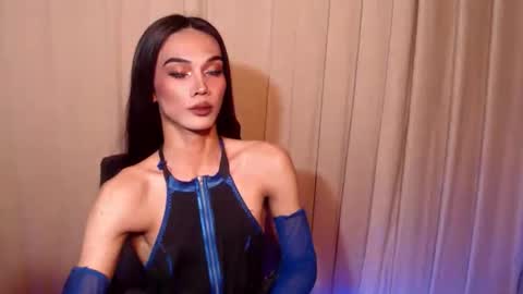 Snapshot of twink_clint chatting on April 28, 4:01 pm twink_clint online show from April 28, 4:01 pm