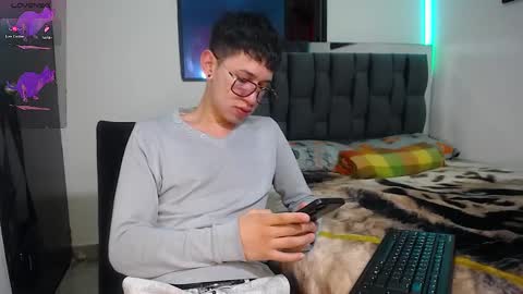 Mr Daren online show from January 27, 6:09 pm