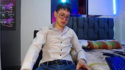 Mr Daren online show from February 24, 5:31 pm