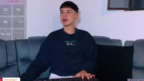 Snapshot of twink_daren chatting on April 13, 6:57 pm Mr Daren online show from April 13, 6:57 pm