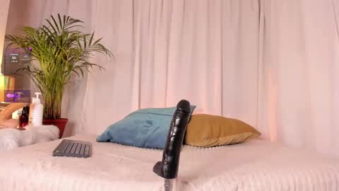 Lion online show from February 26, 10:53 pm