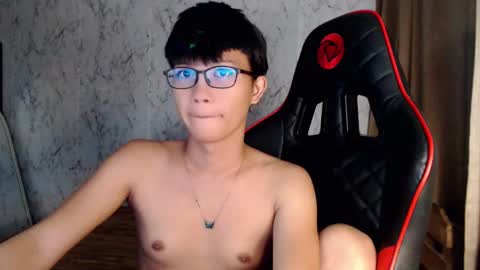 Snapshot of twinkle_star03 chatting on October 11, 12:21 am jobert online show from October 11, 12:21 am