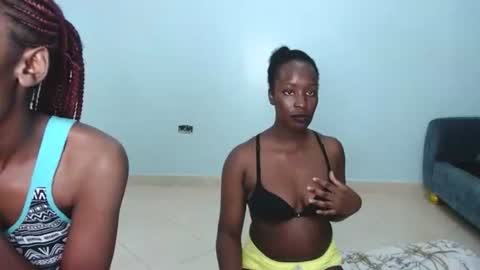 twinkle tushy online show from October 1, 10:16 pm