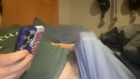 Snapshot of twinkmikexxx12 chatting on February 12, 4:44 am mike online show from February 12, 4:44 am