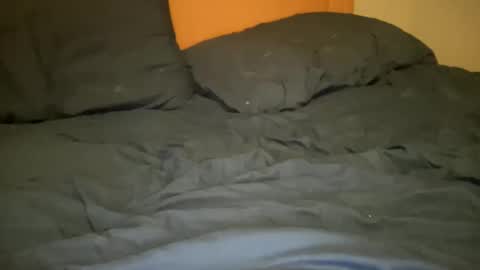 Snapshot of twinkmikexxx12 chatting on February 16, 7:05 pm mike online show from February 16, 7:05 pm