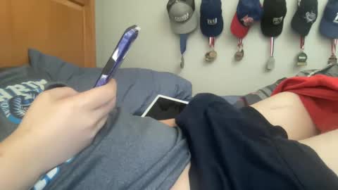 Snapshot of twinkmikexxx12 chatting on September 12, 4:18 pm mike online show from September 12, 4:18 pm