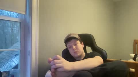 Snapshot of twinkmikexxx12 chatting on March 31, 11:05 pm mike online show from March 31, 11:05 pm