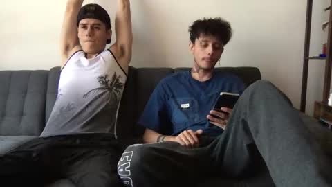 Derrick online show from November 24, 5:34 pm