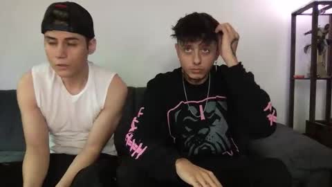 Derrick online show from November 30, 7:07 pm