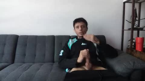 Derrick online show from February 28, 4:52 pm