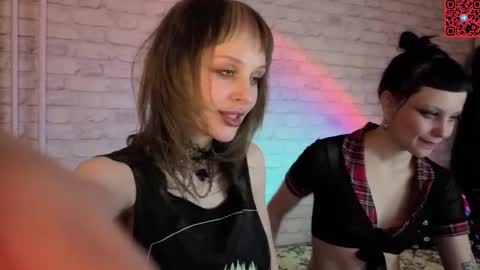 Sin and Skin online show from February 28, 7:15 pm