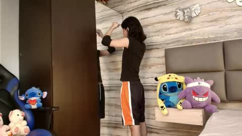 twinslovers_ online show from February 5, 4:06 am