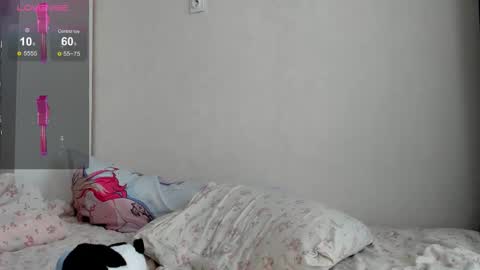 Snapshot of twintoyss chatting on March 6, 7:05 am SophiAlex online show from March 6, 7:05 am