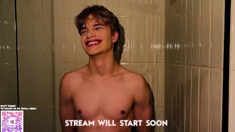 Molly and Nick online show from April 3, 2:04 pm