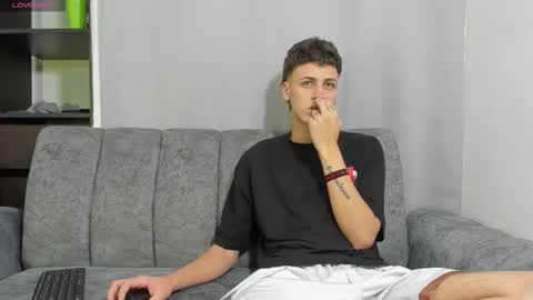 two_sexboys2 online show from February 11, 11:37 am