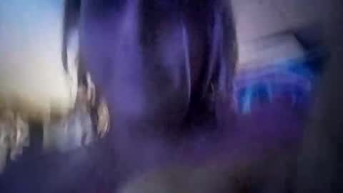 Snapshot of twocrazy85 chatting on October 21, 4:35 am Twocrazy85 online show from October 21, 4:35 am