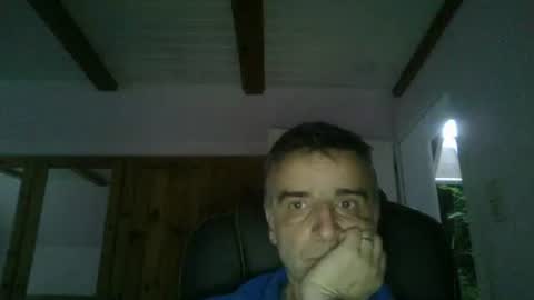 twoperes online show from May 18, 6:14 pm