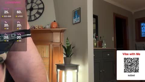 Snapshot of twunk94 chatting on November 5, 10:10 pm twunk94 online show from November 5, 10:10 pm