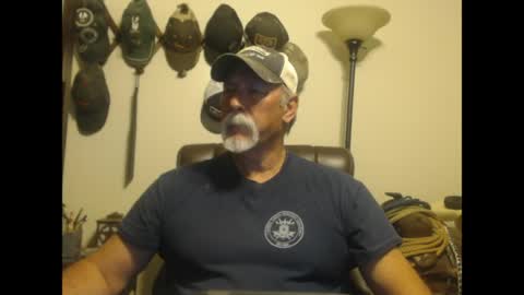 Snapshot of txlobo60 chatting on March 17, 11:52 pm txlobo60 online show from March 17, 11:52 pm