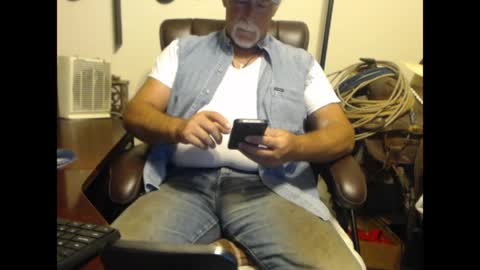 txlobo60 online show from April 29, 12:16 am