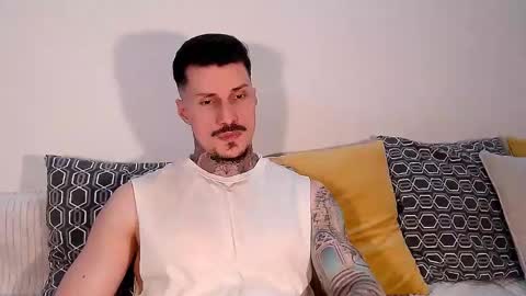Snapshot of tyagodoll chatting on March 4, 7:01 pm tyagodoll online show from March 4, 7:01 pm