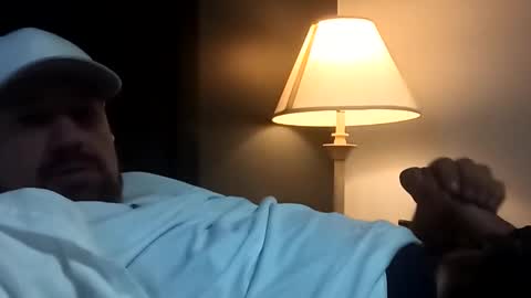 Snapshot of tykillakam78b chatting on May 24, 3:28 pm tykillakam78b online show from May 24, 3:28 pm