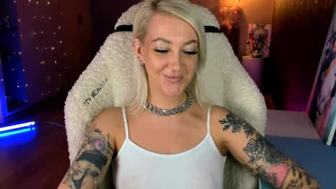 Miley online show from March 29, 11:54 am