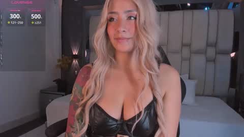  TYLA  online show from September 27, 4:17 am