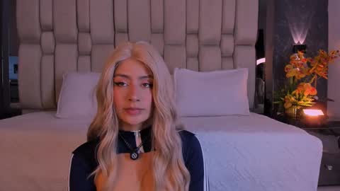  TYLA  online show from December 19, 3:46 am