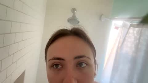 tylababyy online show from January 12, 6:35 pm