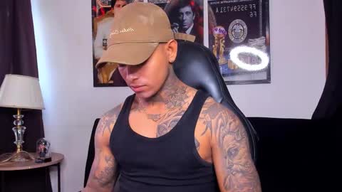 Snapshot of tyler_bell_ chatting on March 12, 2:01 pm tyler_bell_ online show from March 12, 2:01 pm