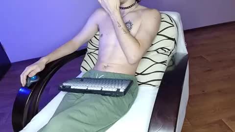 Tyler and Chris online show from January 19, 7:34 am