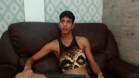 Tyler Rodriguez online show from December 3, 1:54 pm
