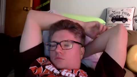 Snapshot of tylerdurden256 chatting on December 8, 8:36 pm Tyler Durden online show from December 8, 8:36 pm