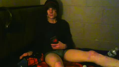 Snapshot of tylerlee199169 chatting on March 2, 10:35 am Tyler online show from March 2, 10:35 am