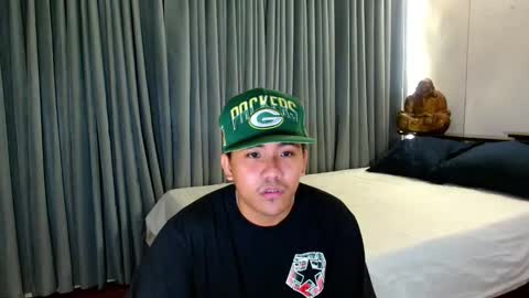 Snapshot of tylerwatson22 chatting on December 8, 7:54 pm tyler online show from December 8, 7:54 pm