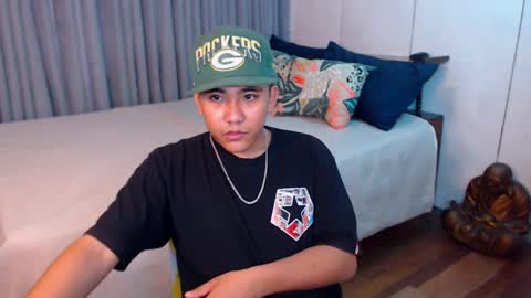 Snapshot of tylerwatson22 chatting on December 21, 3:03 am tyler online show from December 21, 3:03 am