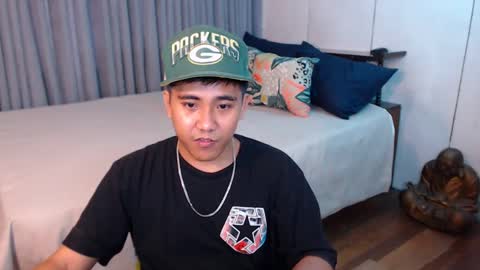 Snapshot of tylerwatson22 chatting on December 21, 6:09 am tyler online show from December 21, 6:09 am