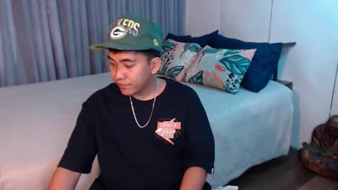 Snapshot of tylerwatson22 chatting on December 23, 5:39 am tyler online show from December 23, 5:39 am