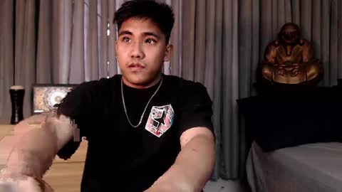 Snapshot of tylerwatson22 chatting on January 22, 5:48 am tyler online show from January 22, 5:48 am