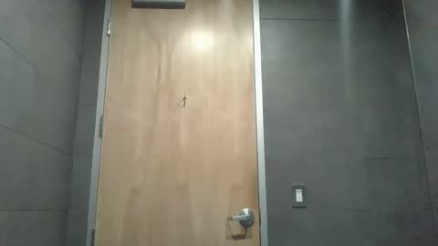 tylerweist727678265 online show from May 16, 10:01 am