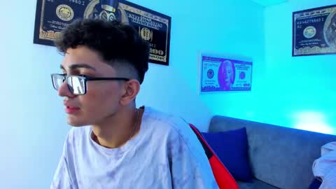   online show from December 31, 9:42 am